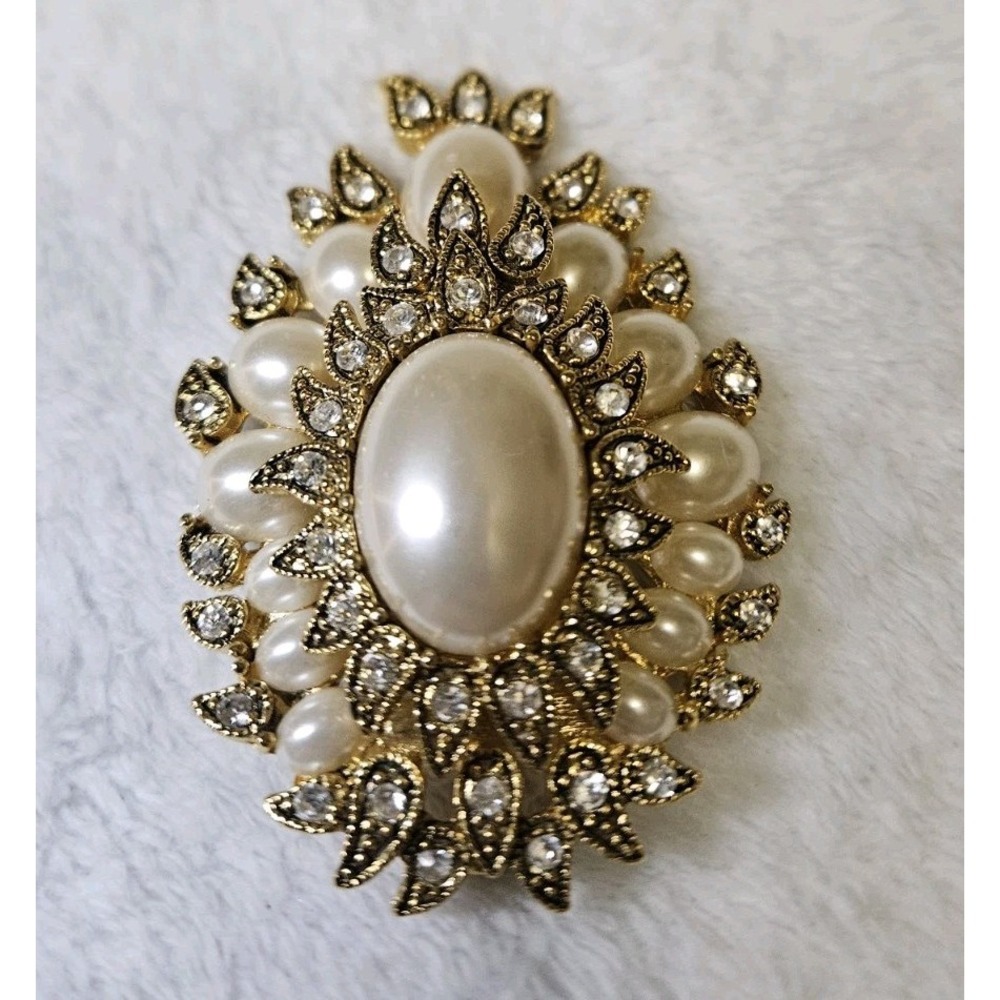 Oversized Vintage Corsage Brooch Imitation Pearls Oval Gold Tone Rhinestone